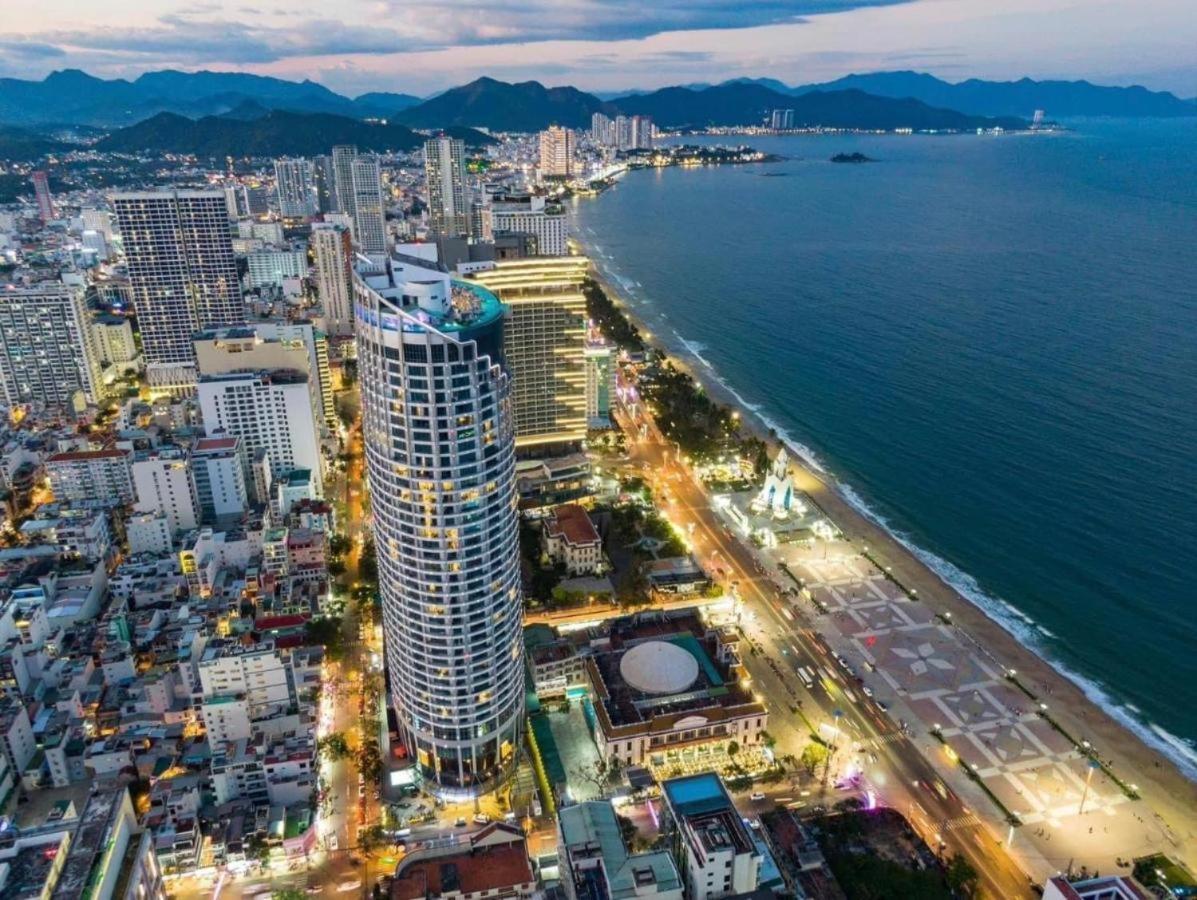 Luxury Seaview Panorama Nha Trang By Luna Exterior photo