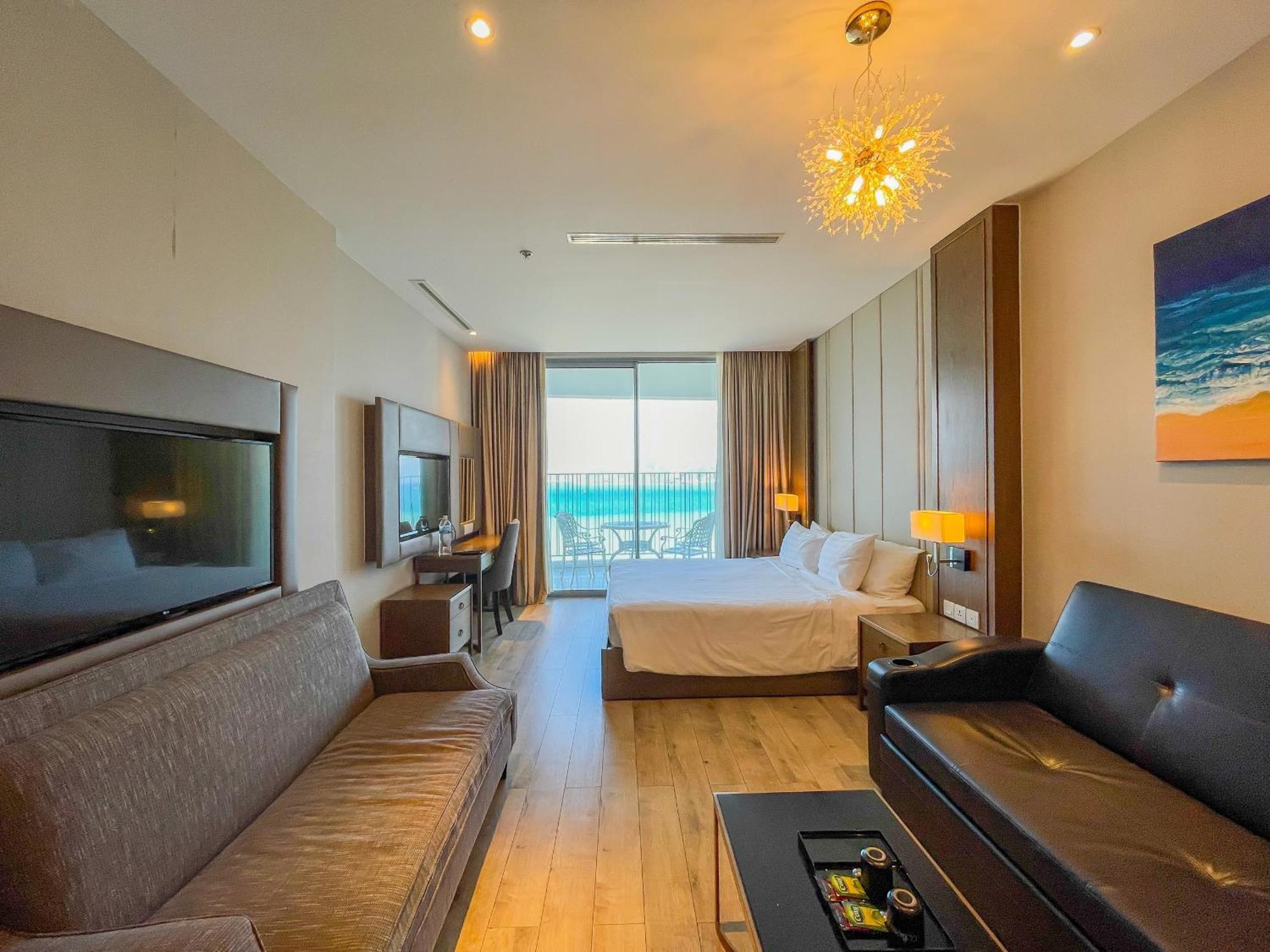 Luxury Seaview Panorama Nha Trang By Luna Exterior photo