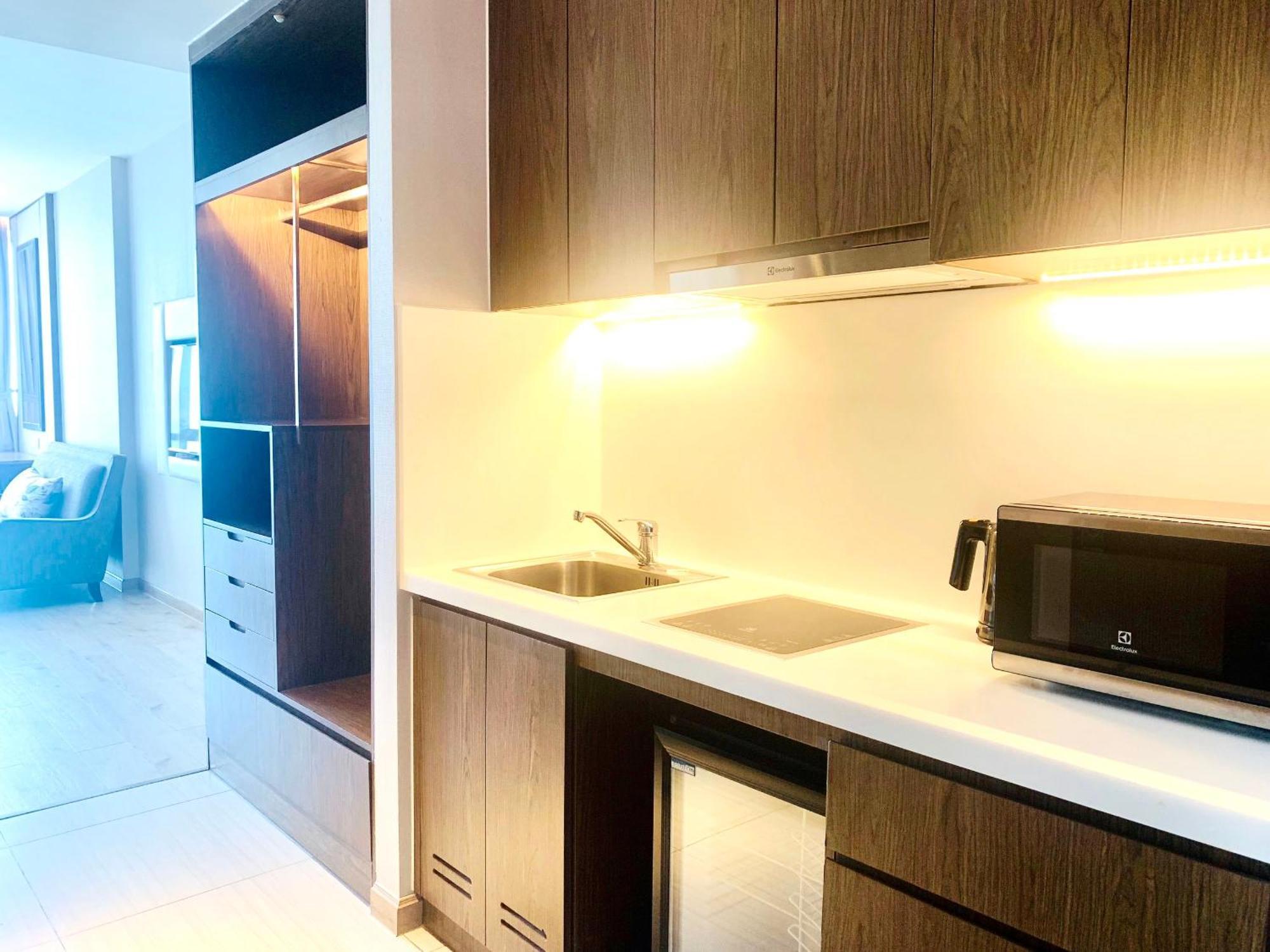 Luxury Seaview Panorama Nha Trang By Luna Exterior photo